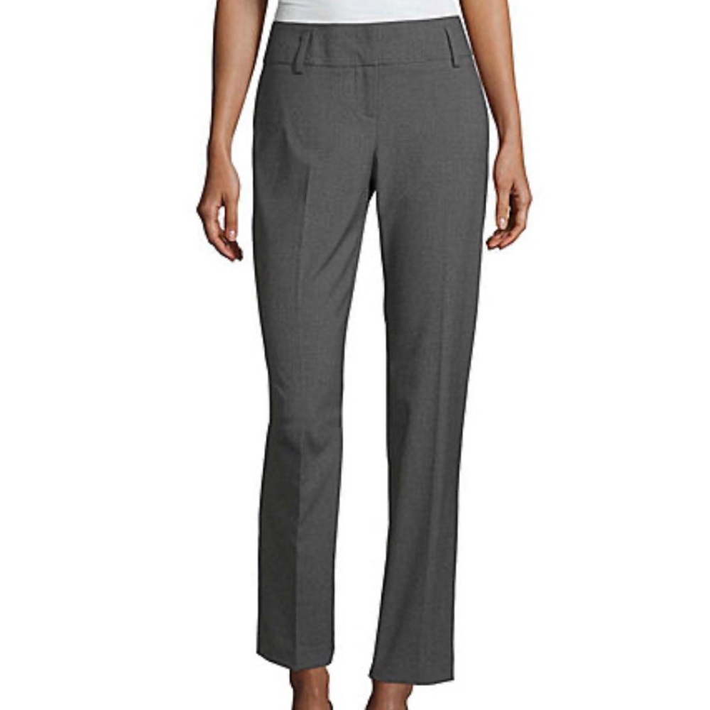 Worthington Curvy Straight Leg 14 short Pants